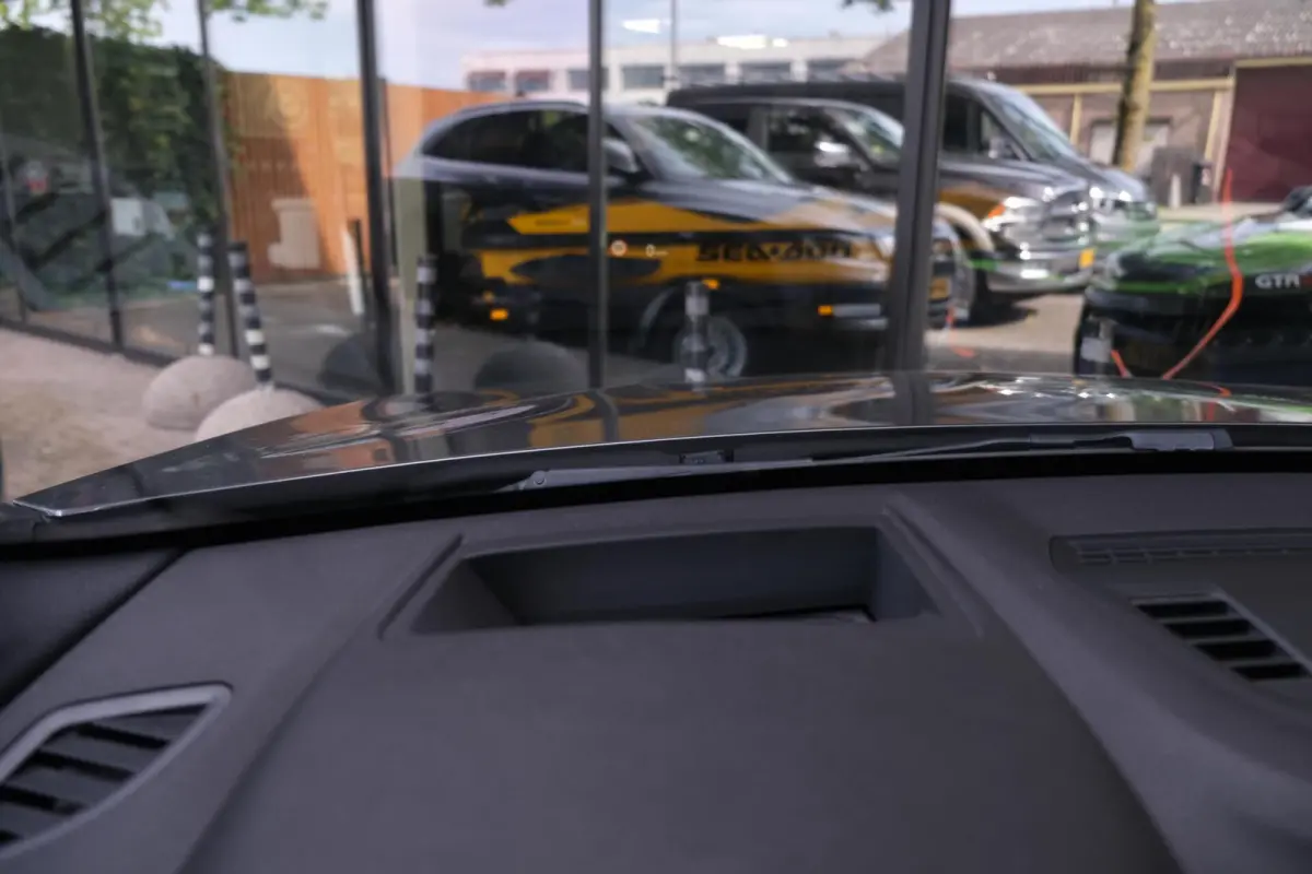 sDrive20i Centennial High Executive|Rijklaar!|M-Sport|Pano|HUD|Camera|Trekhaak|Stoelverwarming