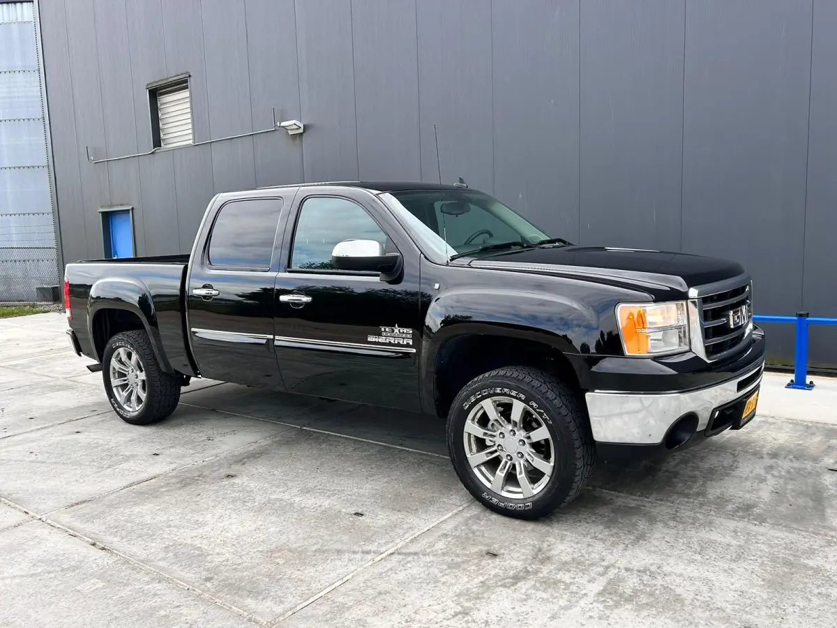 G.m.c. c1500 sle V8 MARGE BTW& BPM VRIJ! Dodge ram 6 persoons