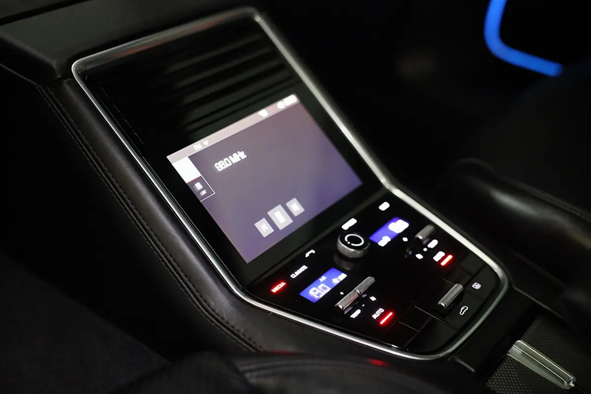 2.9 4 E-Hybrid / Acc / Lane Assist / Leder / Sport Chrono / Leder / Bose / Memory / Carbon / Pano / 21 Inch