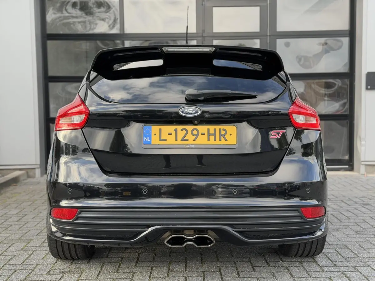 2.0 ST-3 250PK+ / Pano / Camera / Recaro / LEDER