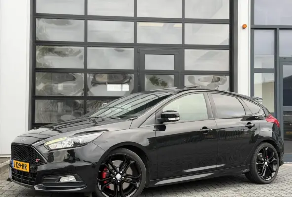 2.0 ST-3 250PK+ / Pano / Camera / Recaro / LEDER