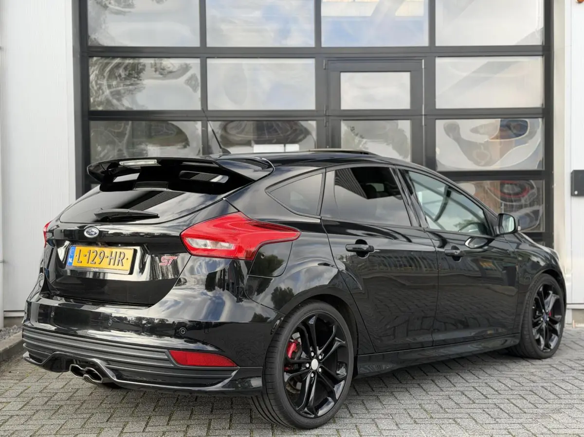 2.0 ST-3 250PK+ / Pano / Camera / Recaro / LEDER