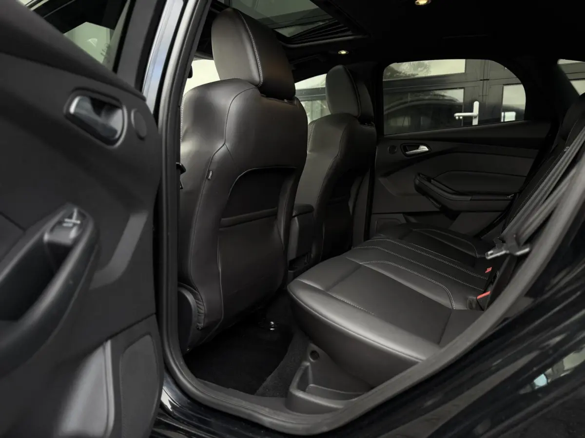2.0 ST-3 250PK+ / Pano / Camera / Recaro / LEDER