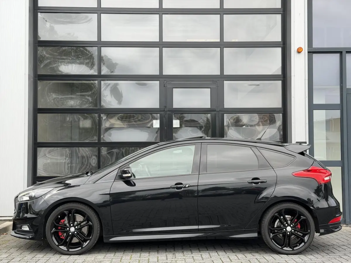 2.0 ST-3 250PK+ / Pano / Camera / Recaro / LEDER
