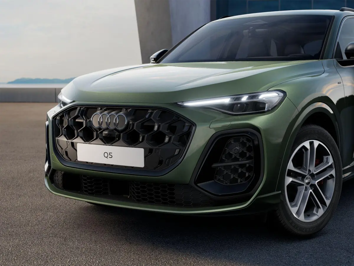 367pk e-hybrid quattro S edition Competition | Panoramadak | Multimedia Scherm Passagier