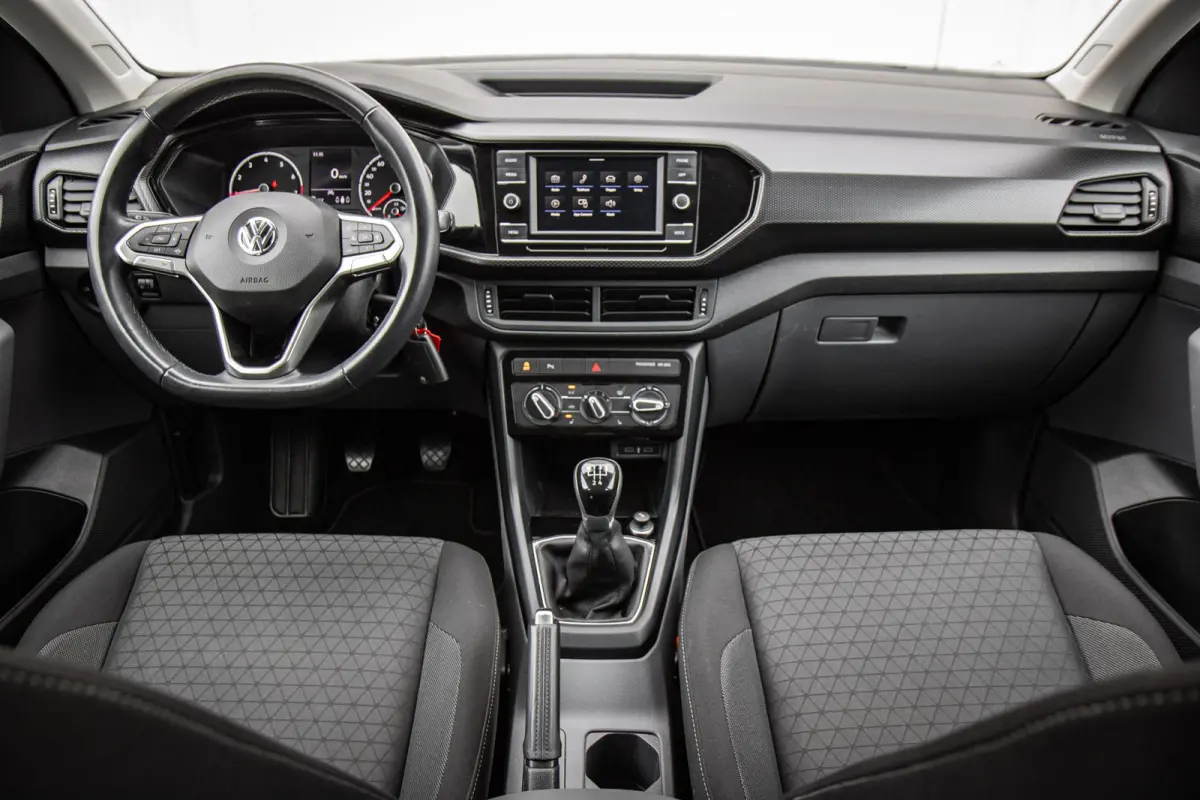 1.0 TSI 95pk Life Business | Stoelverwarming | Adaptive Cruise | Dodehoek detectie | 16'' Lichtmetalen Velgen