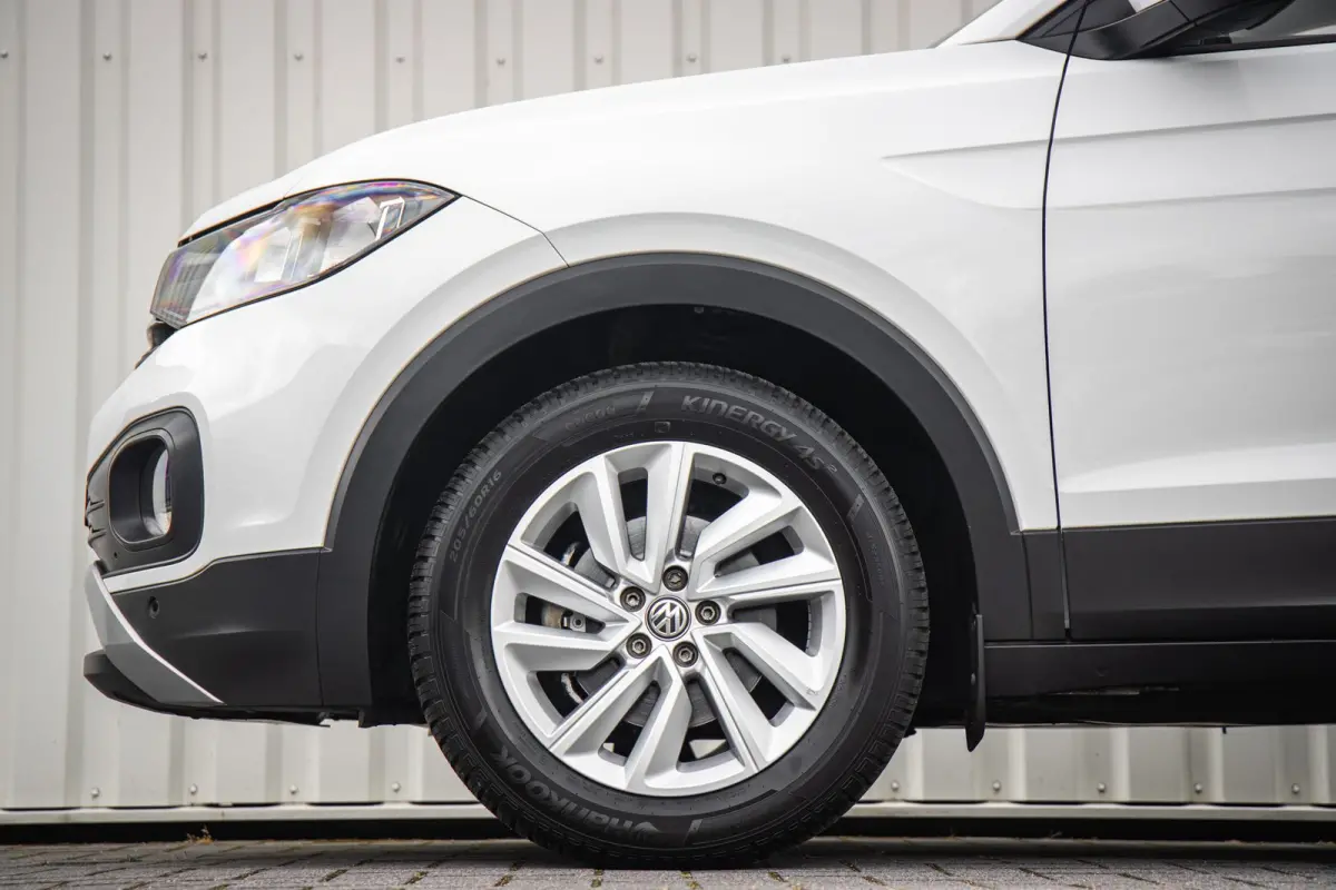 1.0 TSI 95pk Life Business | Stoelverwarming | Adaptive Cruise | Dodehoek detectie | 16'' Lichtmetalen Velgen