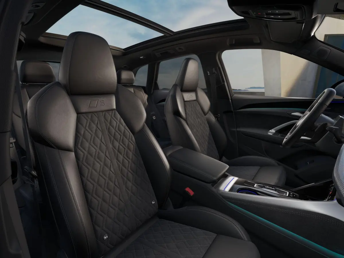 367pk e-hybrid quattro S edition Competition | Panoramadak | Climate Control