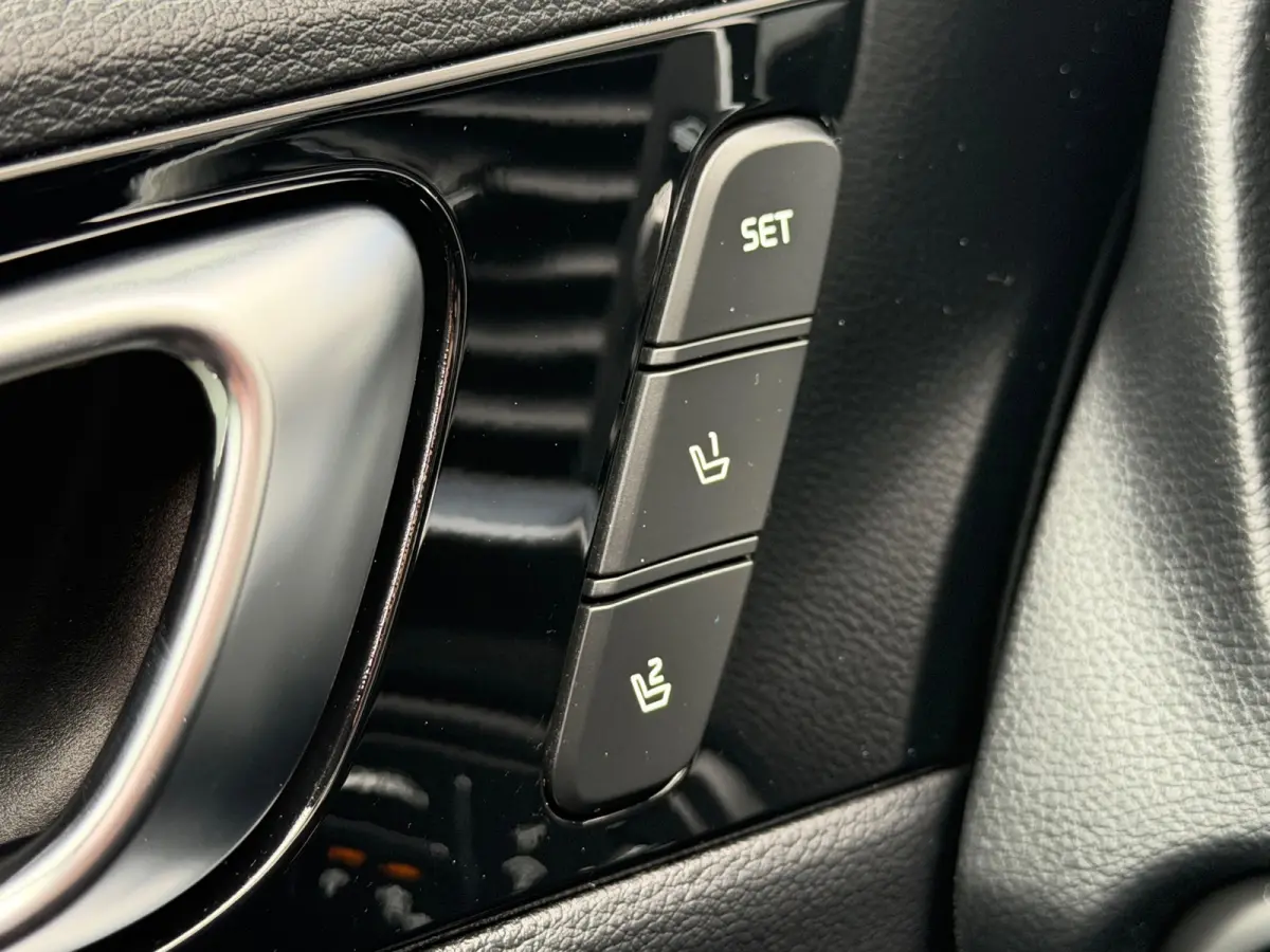 1.4 T-GDi ExecutiveLine|2e Eigenaar|Leder|Stoelvw|Stuurvw|Pano|Carplay|Camera|Navi|PDC V+A|Climate|Cruise|StoelVentilatie