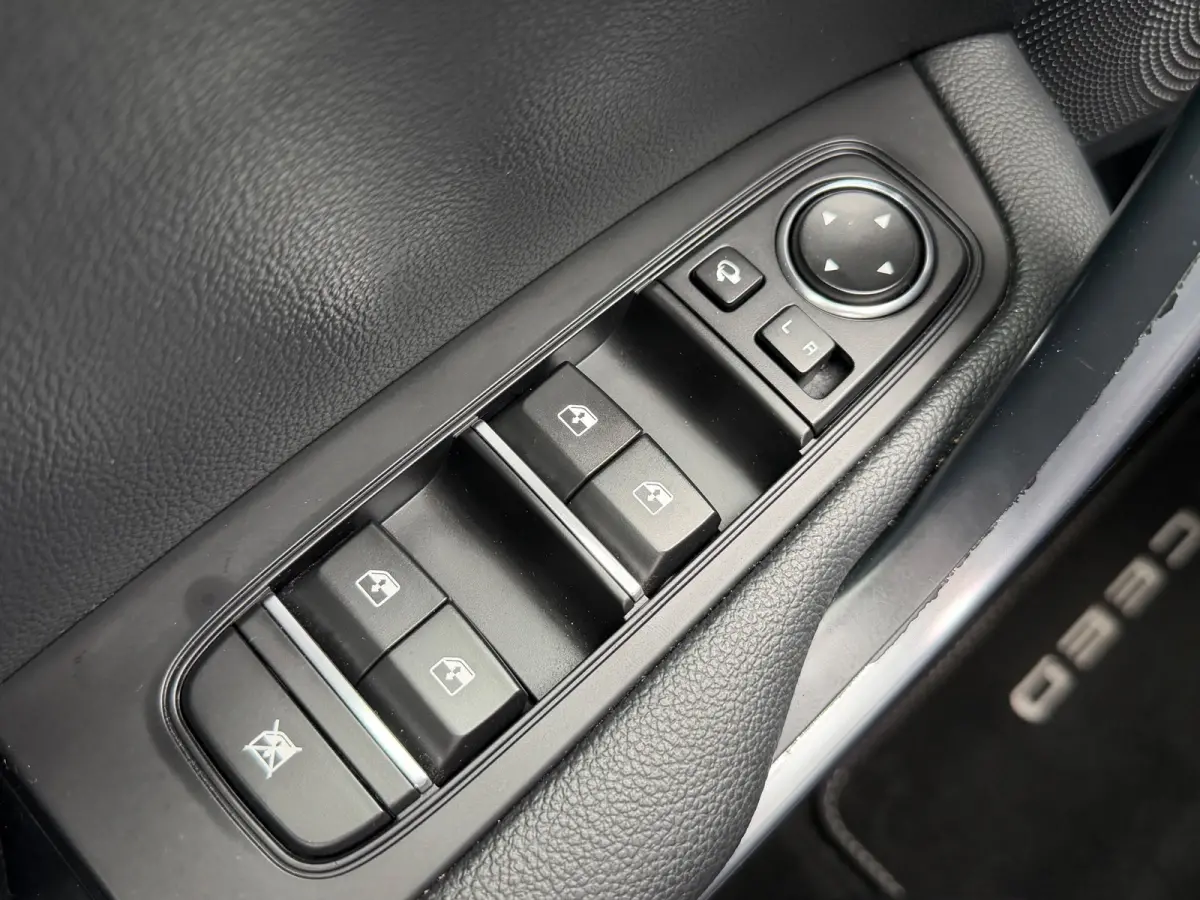 1.4 T-GDi ExecutiveLine|2e Eigenaar|Leder|Stoelvw|Stuurvw|Pano|Carplay|Camera|Navi|PDC V+A|Climate|Cruise|StoelVentilatie