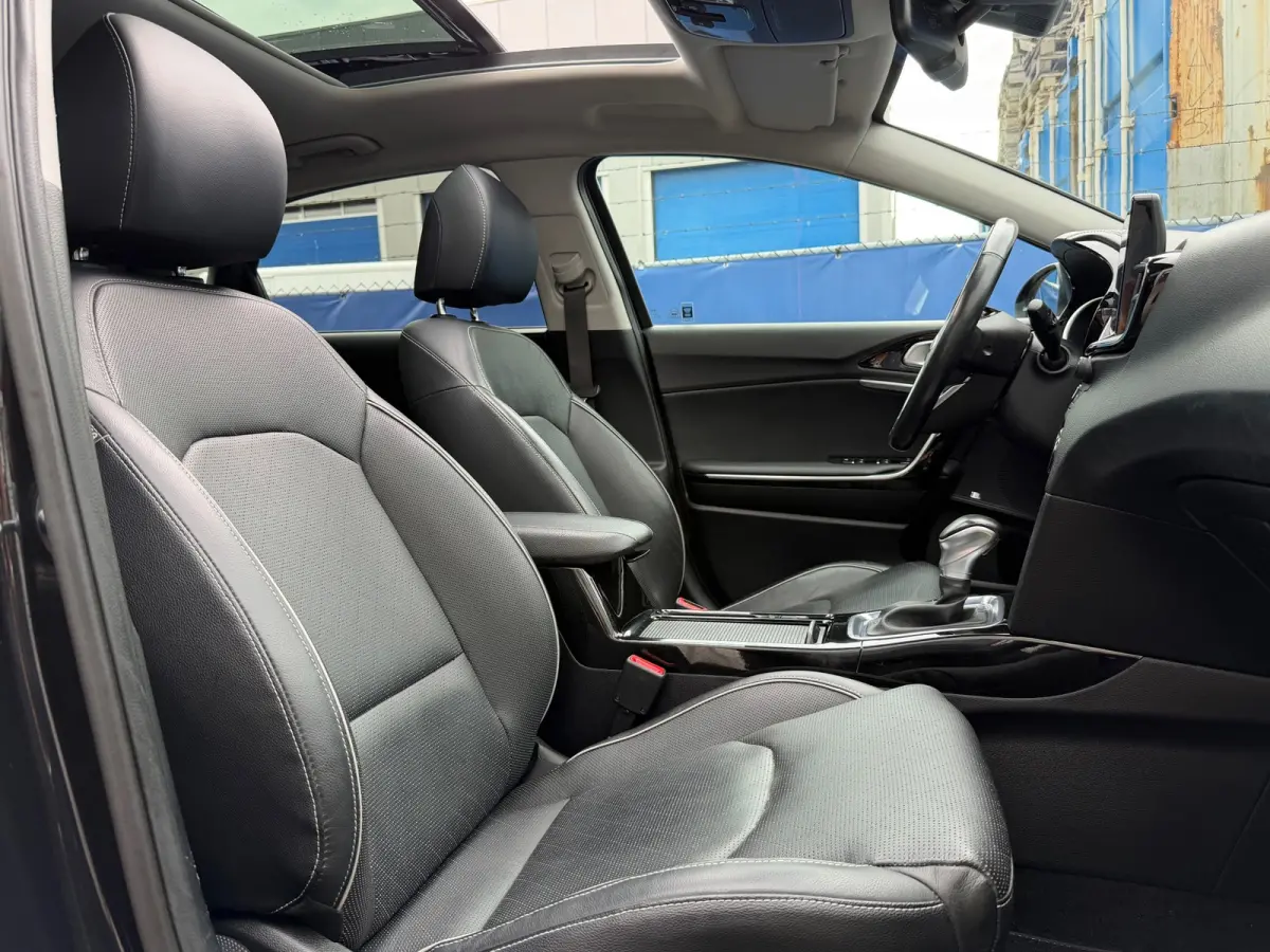 1.4 T-GDi ExecutiveLine|2e Eigenaar|Leder|Stoelvw|Stuurvw|Pano|Carplay|Camera|Navi|PDC V+A|Climate|Cruise|StoelVentilatie