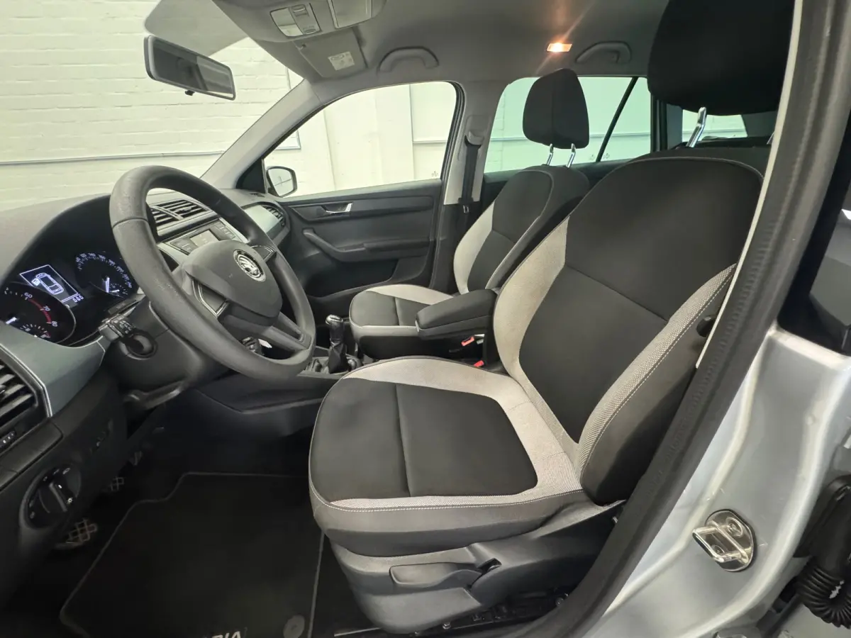 1.0 TSI Ambition Carplay/Android Auto Garantie Mooi!