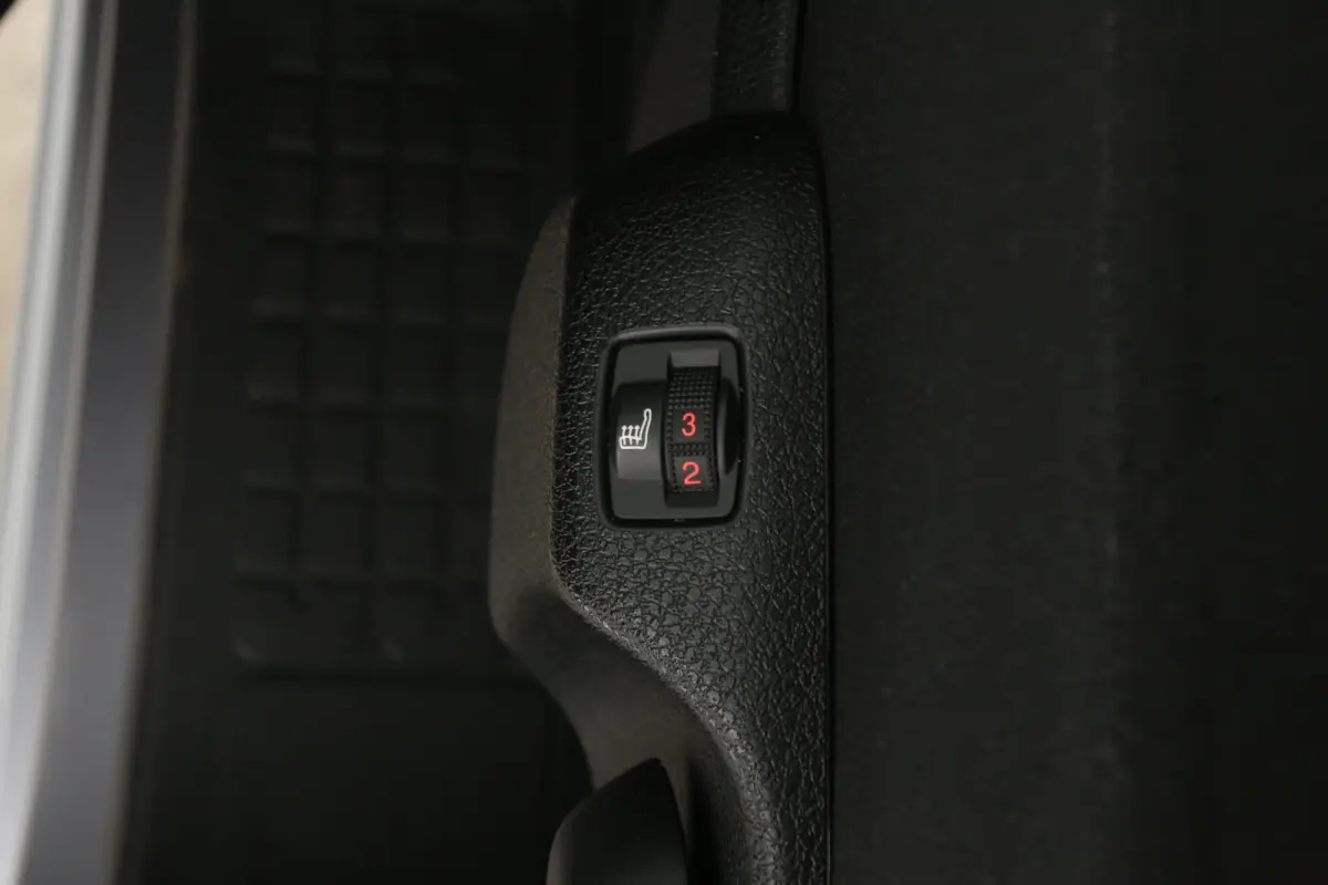 Elektrisch Long Premium 75 kWh L3H1 Long Range | Snelladen | SOH 98% | DC | 6 Zits | Airco | Camera | Cruise | Carplay | 3 Zits | 2xSchuifdeur