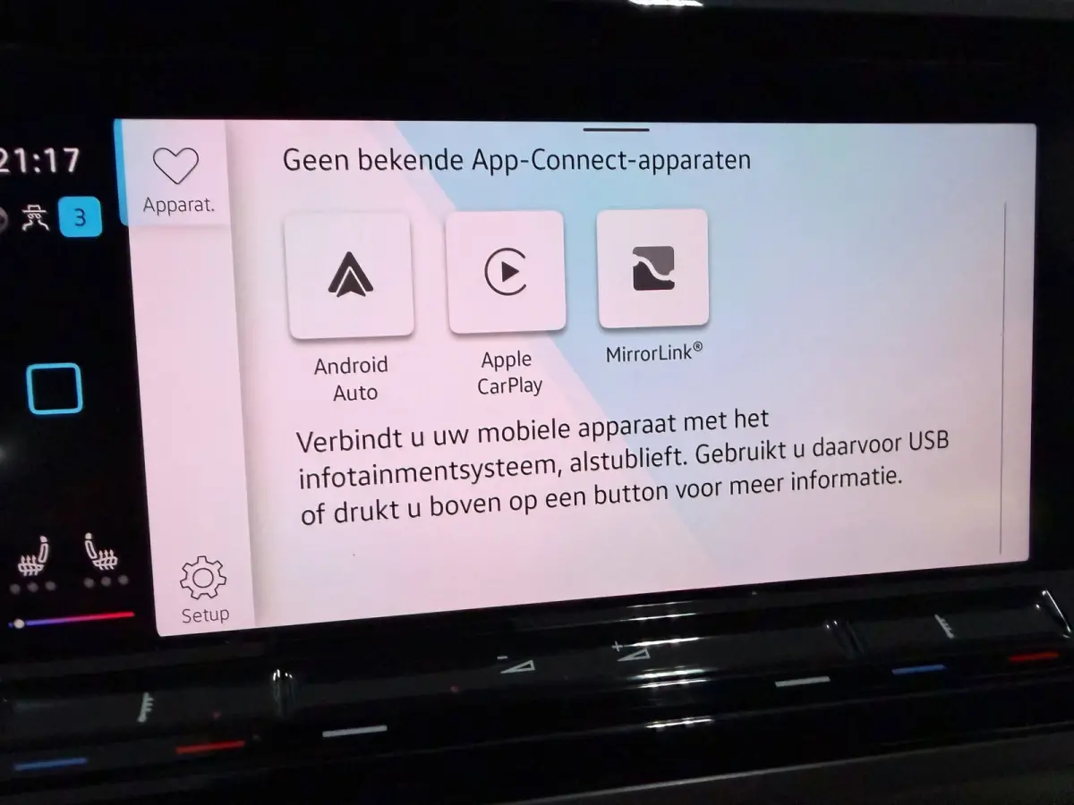 1.4 eHybrid 6P NAVI/LED/DAB/CARPLAY/CAM/ECC/PDC/CRUISE///