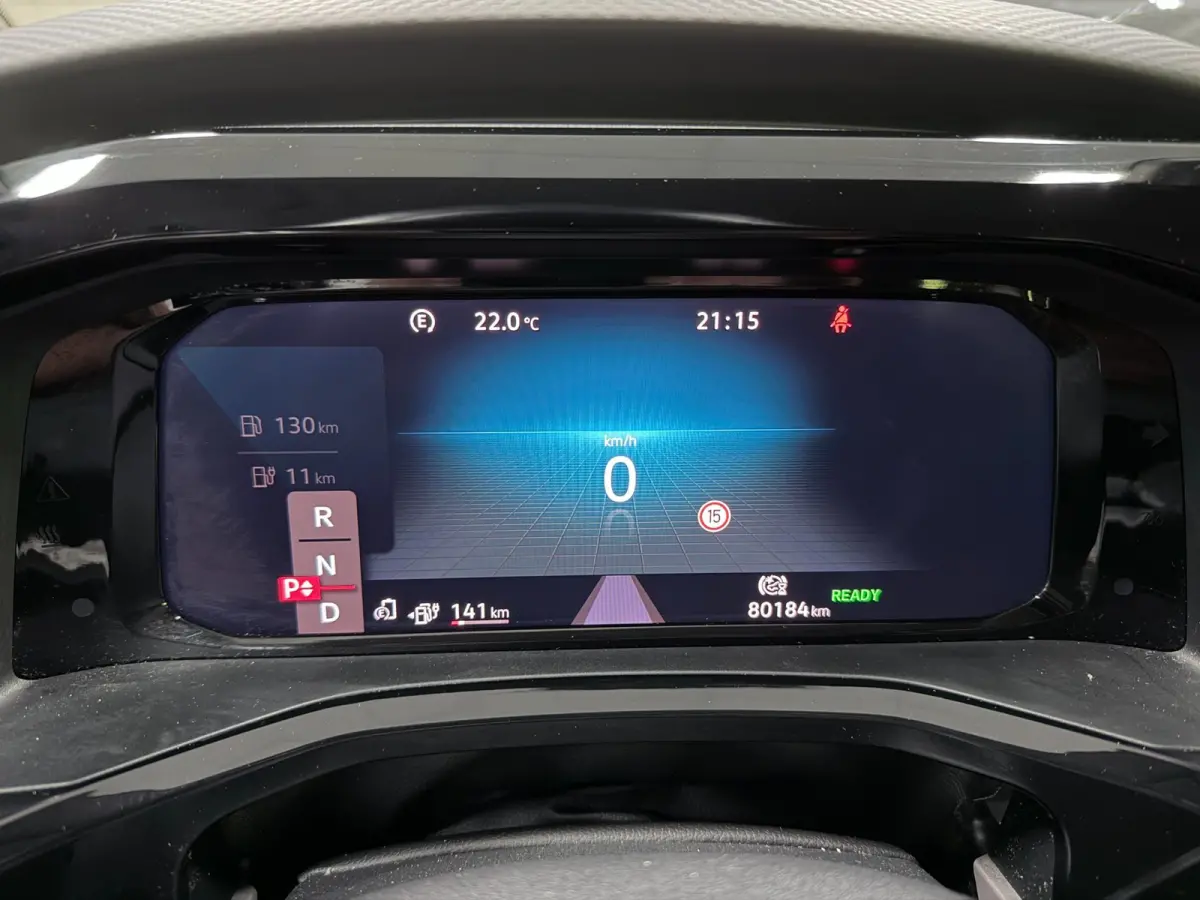 1.4 eHybrid 6P NAVI/LED/DAB/CARPLAY/CAM/ECC/PDC/CRUISE///