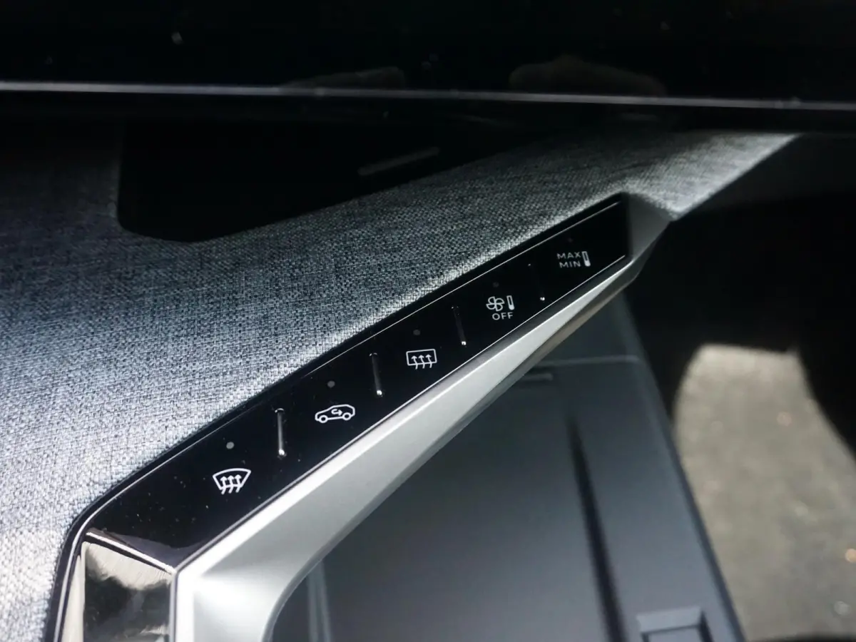 1.6 Plug-in Hybrid 195 GT 7p Panoramadak