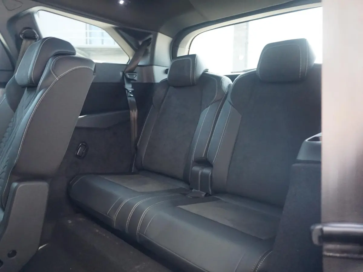 1.6 Plug-in Hybrid 195 GT 7p Panoramadak
