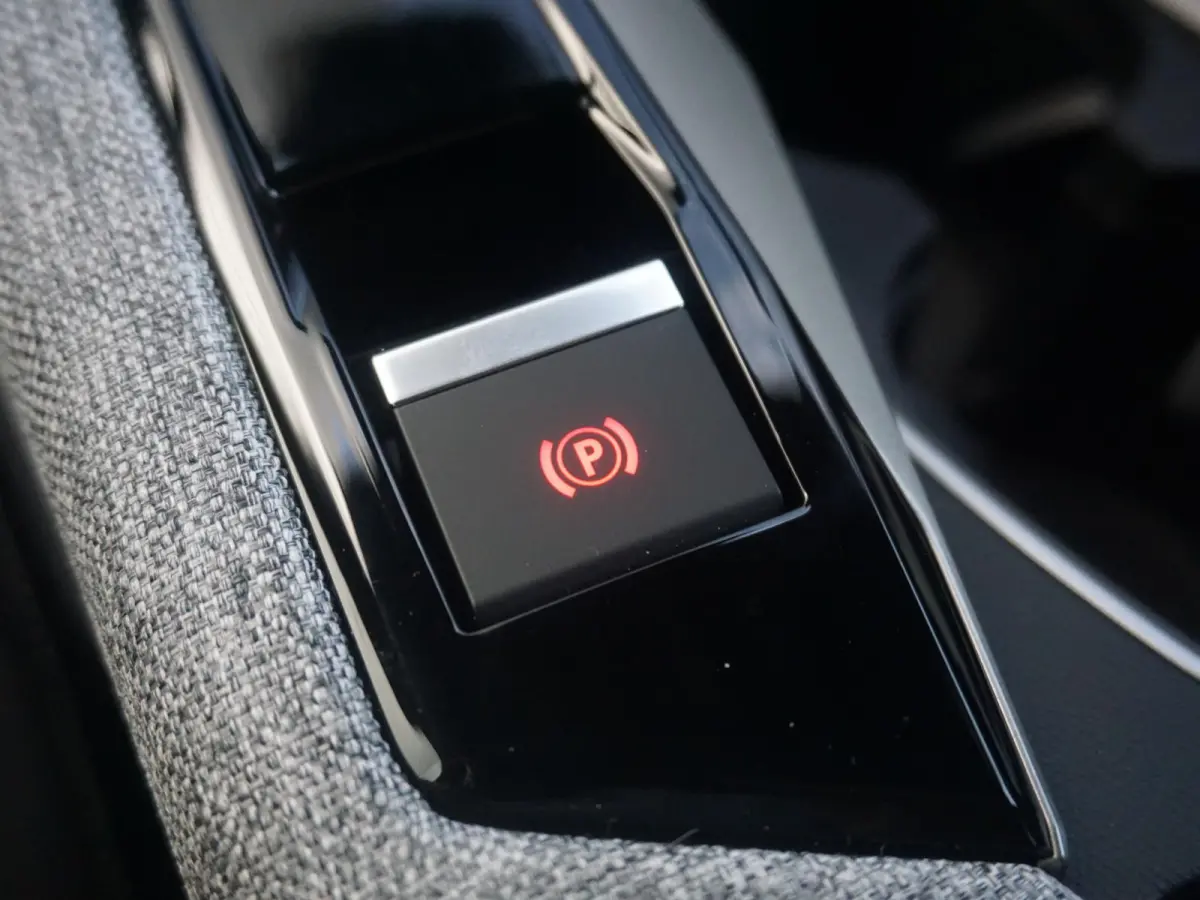 1.6 Plug-in Hybrid 195 GT 7p Panoramadak