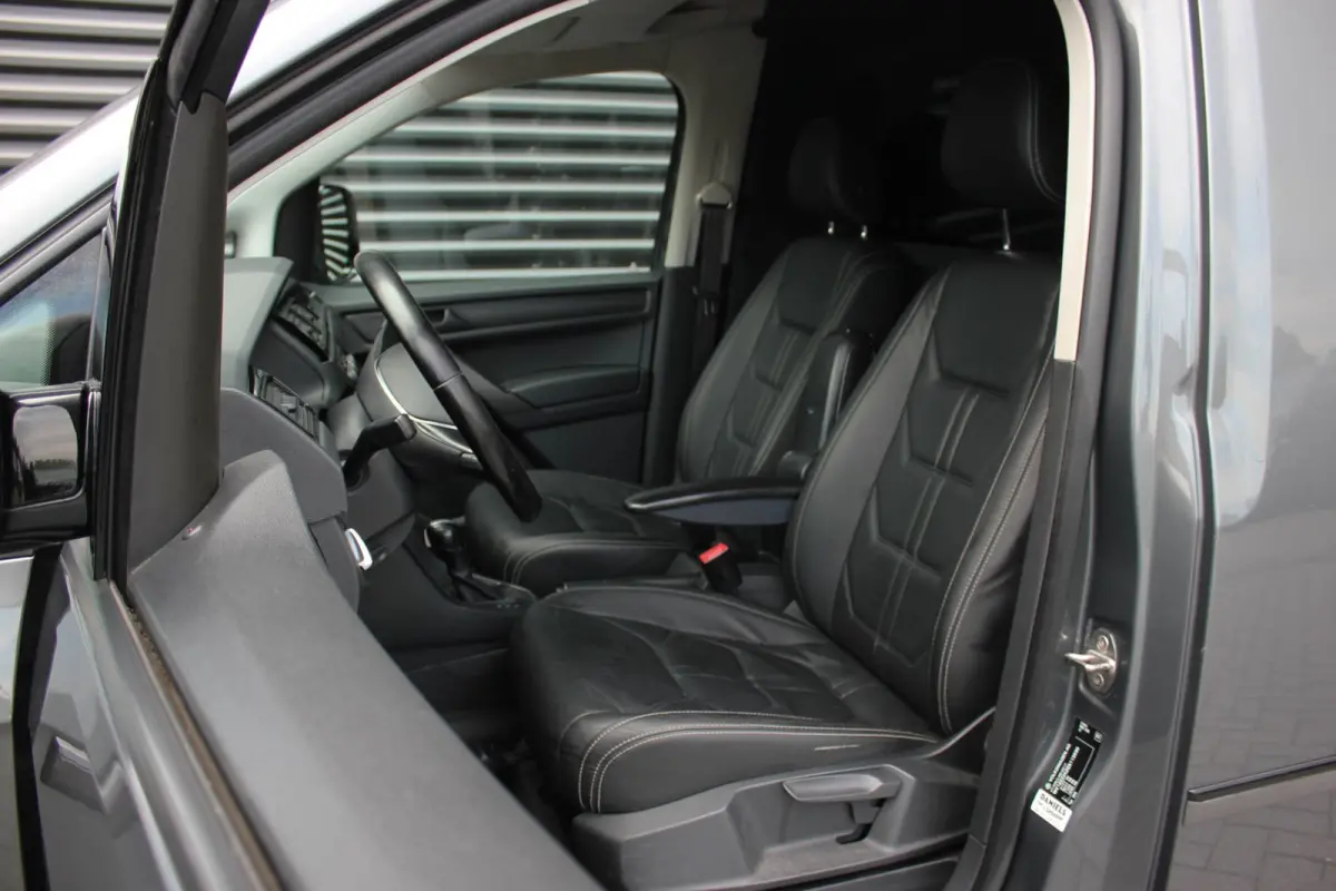2.0 TDI L1H1 BMT 189PK JB EDITION / FULL OPTIONS / R-LINE/ ELEK-PAKKET / NAVIGATIE / MF-STUUR / LED-XENON /CRUISE