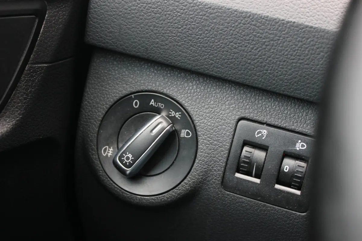 2.0 TDI L1H1 BMT 189PK JB EDITION / FULL OPTIONS / R-LINE/ ELEK-PAKKET / NAVIGATIE / MF-STUUR / LED-XENON /CRUISE