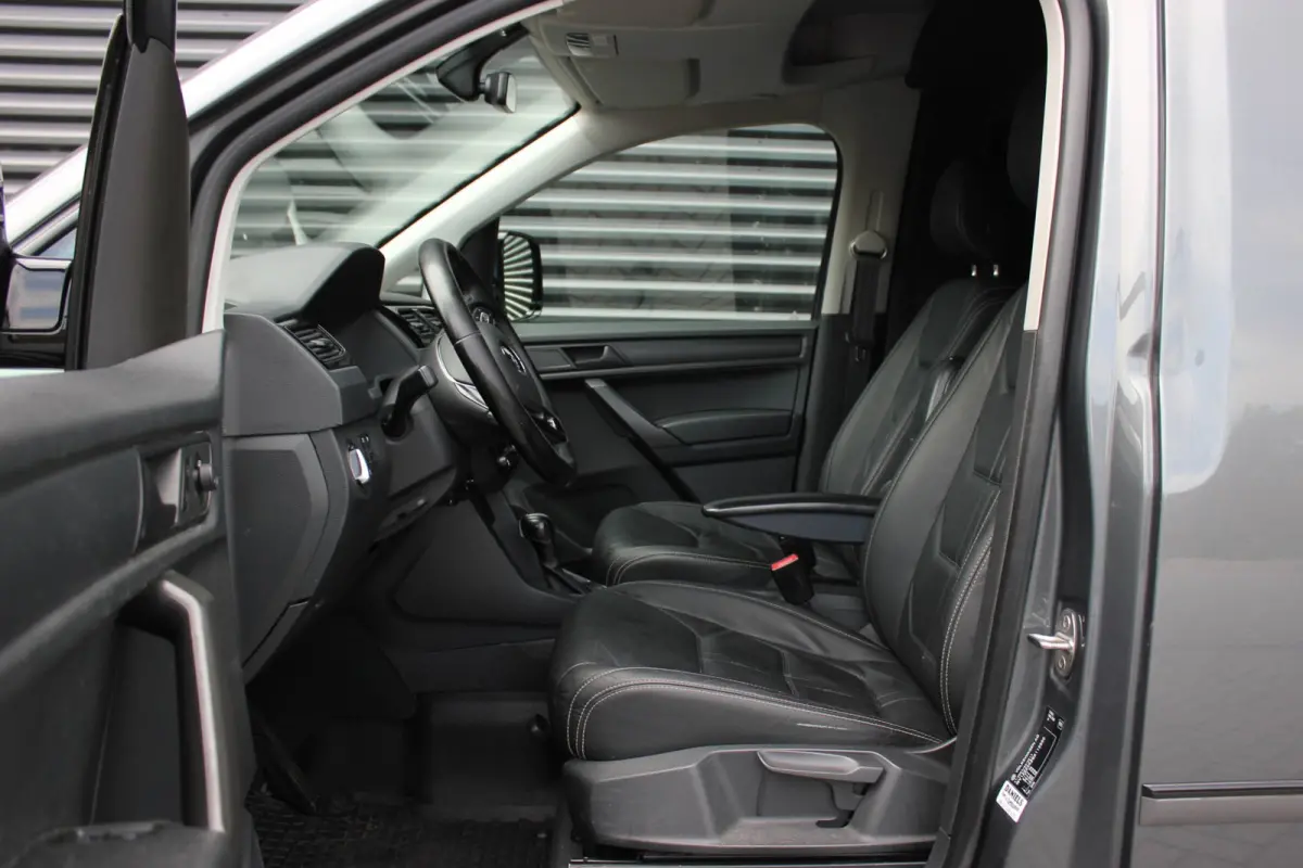 2.0 TDI L1H1 BMT 189PK JB EDITION / FULL OPTIONS / R-LINE/ ELEK-PAKKET / NAVIGATIE / MF-STUUR / LED-XENON /CRUISE