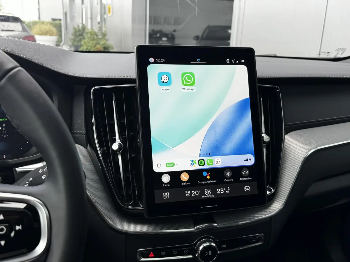 2.0 T8 Plug-in hybrid AWD Ultra Black Edition Facelift | 455 PK | Pano | Luchtvering | 360 Camera | Trekhaak