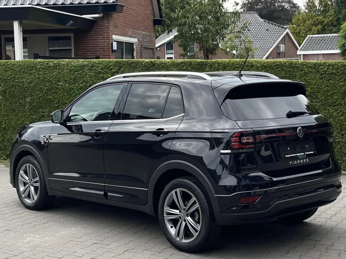 1.0 TSI Automaat R-Line | KEYLESS ENTRY/START | ADAPTIEVE CRUISE CONTROL | ACHTERUITRIJCAMERA