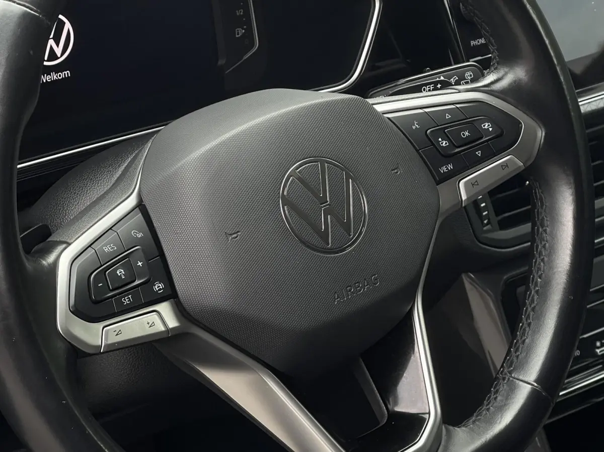 1.0 TSI Automaat R-Line | KEYLESS ENTRY/START | ADAPTIEVE CRUISE CONTROL | ACHTERUITRIJCAMERA