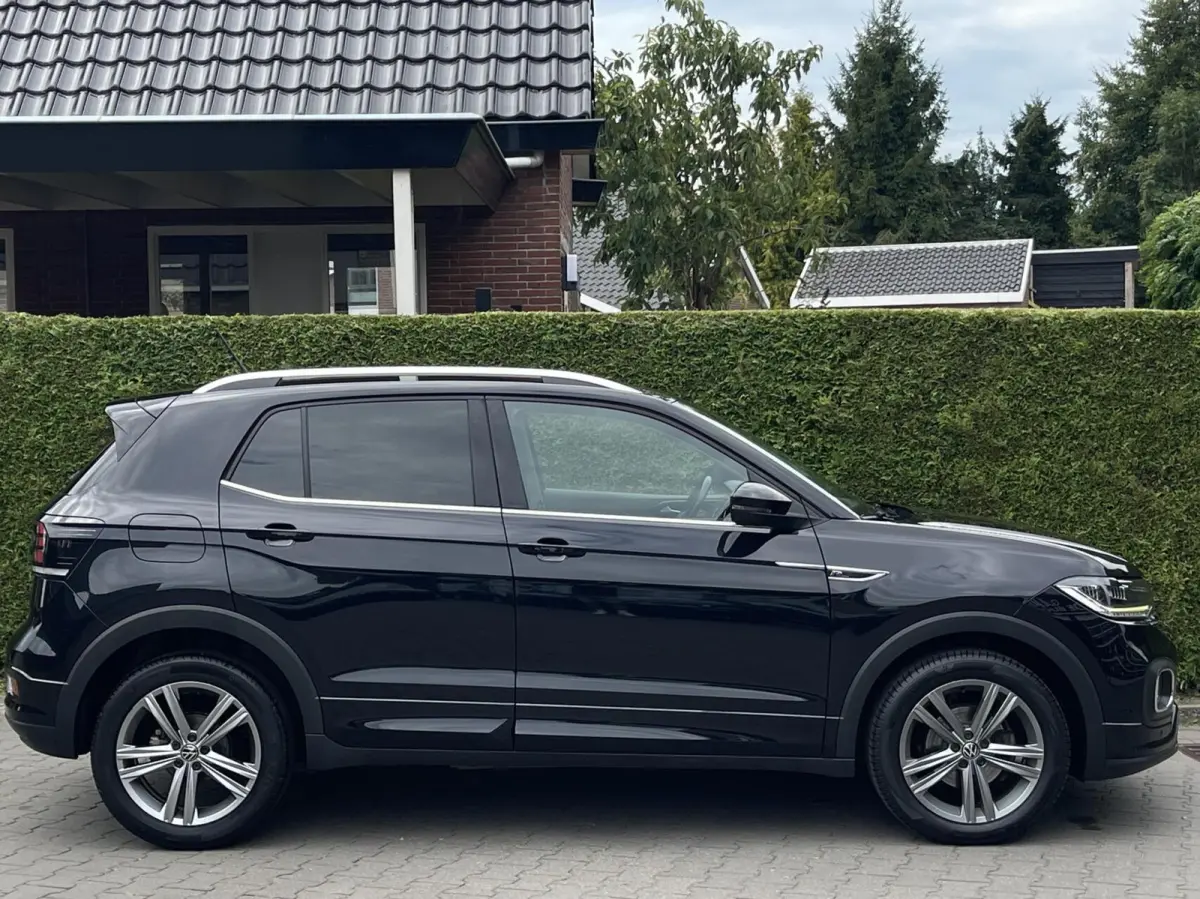 1.0 TSI Automaat R-Line | KEYLESS ENTRY/START | ADAPTIEVE CRUISE CONTROL | ACHTERUITRIJCAMERA