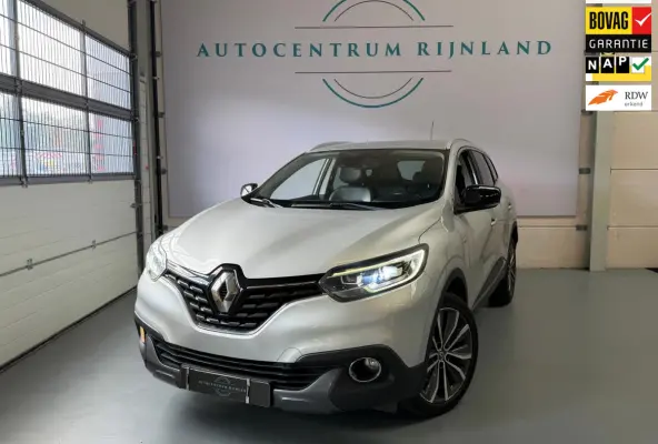 1.2 TCe Bose Camera, carplay, Navi, Leer