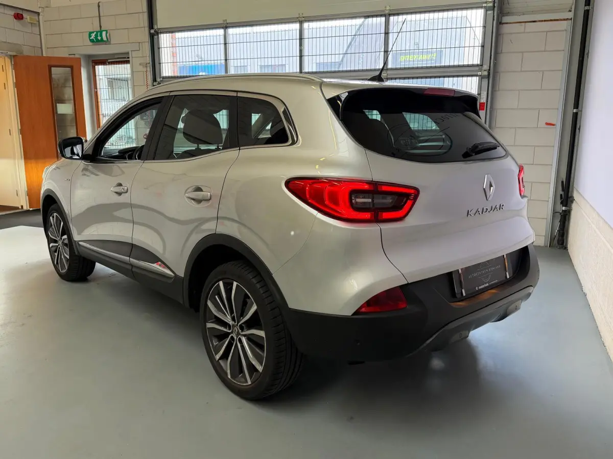 1.2 TCe Bose Camera, carplay, Navi, Leer