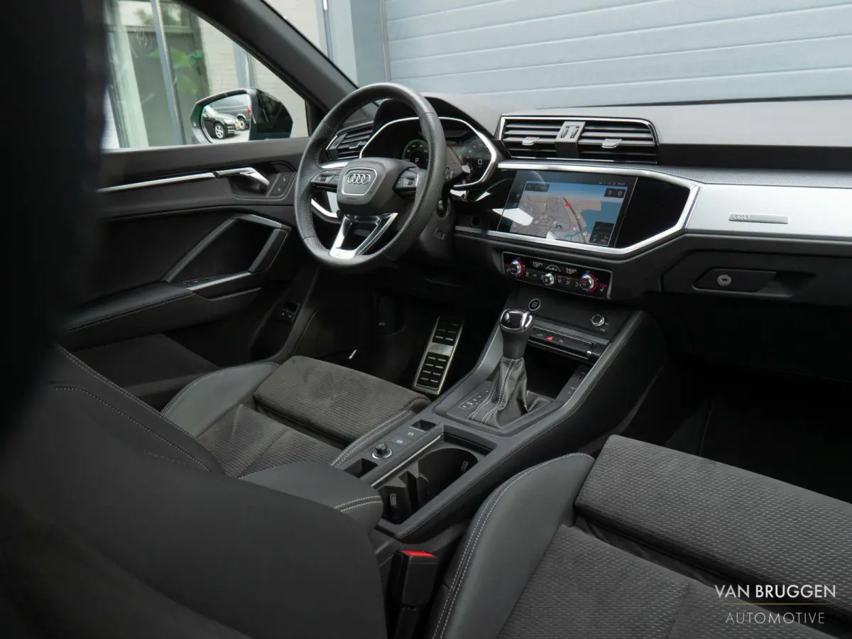 45 TFSI e S-Line Exclusive SONOS Keyless Sfeer BTW RSQ3 Matrix