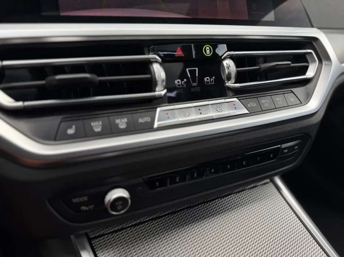 330e High Executive / M-Sport / Pano / LASER / L