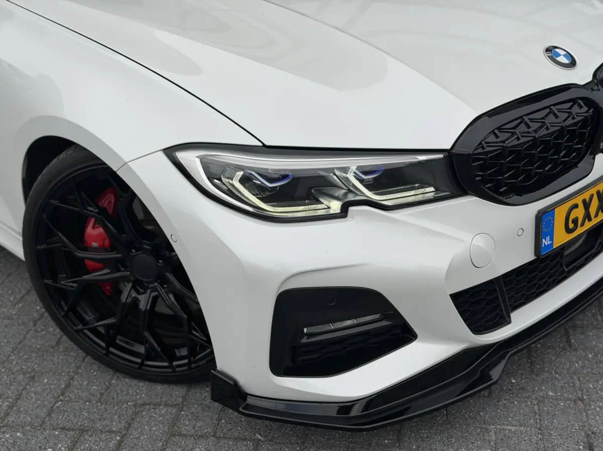 330e High Executive / M-Sport / Pano / LASER / L