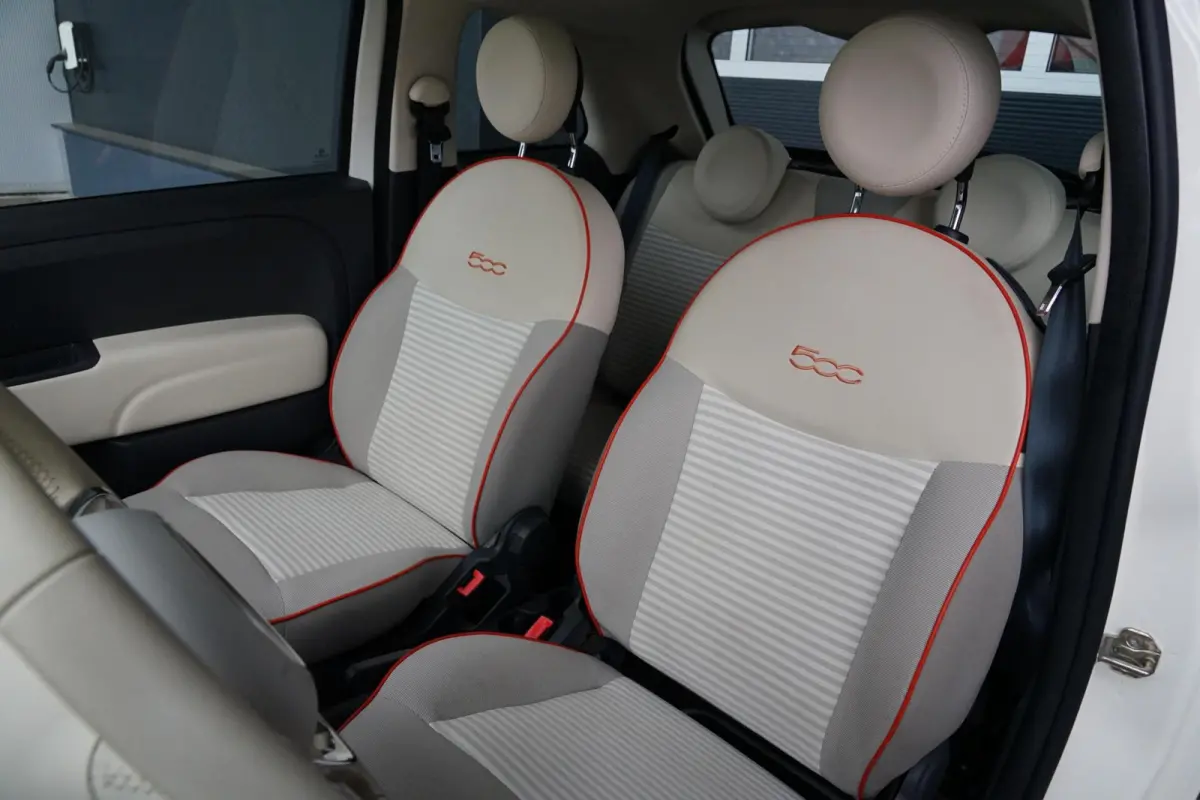 0.9 TwinAir Turbo Anniversario, NL, CarPlay, cruise