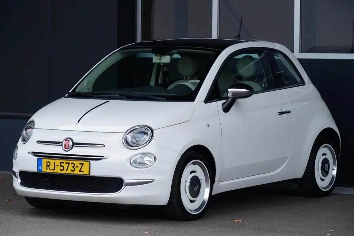 0.9 TwinAir Turbo Anniversario, NL, CarPlay, cruise