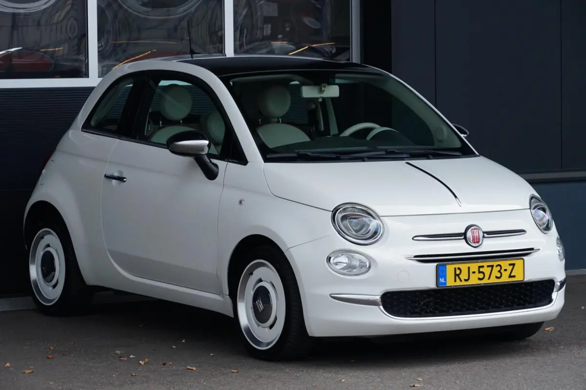 0.9 TwinAir Turbo Anniversario, NL, CarPlay, cruise