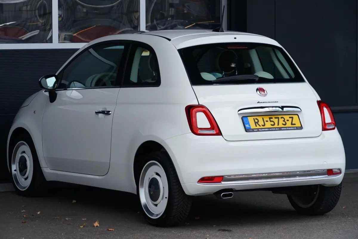 0.9 TwinAir Turbo Anniversario, NL, CarPlay, cruise