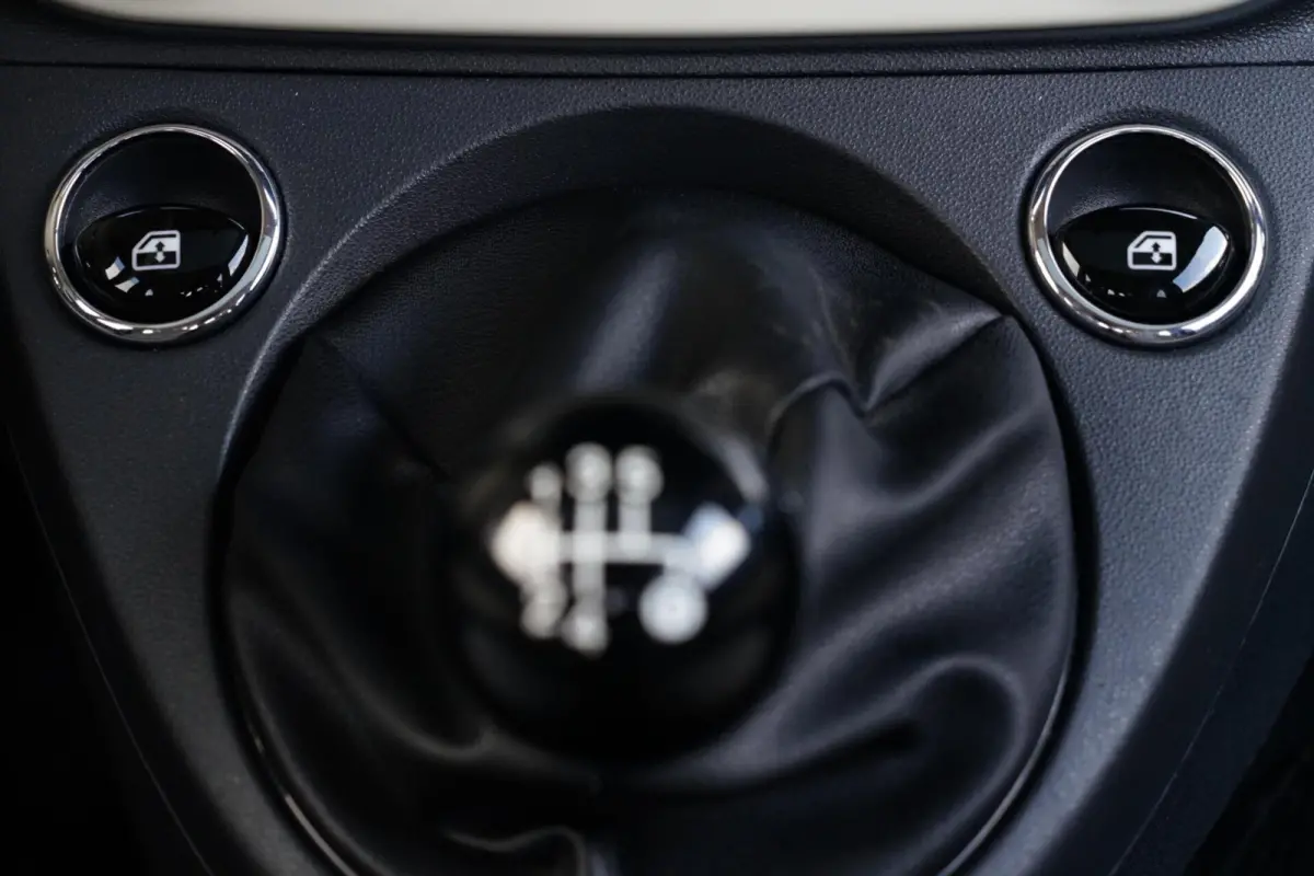 0.9 TwinAir Turbo Anniversario, NL, CarPlay, cruise