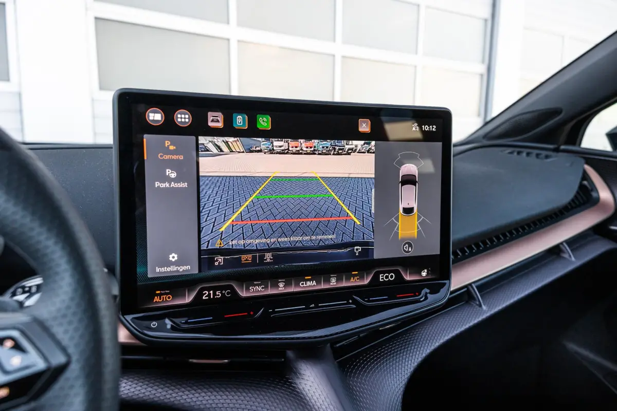 286pk Business 82 kWh | Sportstoelen | Apple Carplay/Android Auto | Adaptive Cruise