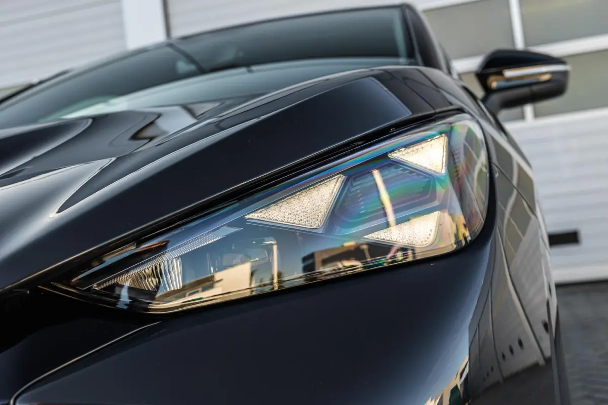 286pk Business 82 kWh | Sportstoelen | Apple Carplay/Android Auto | Adaptive Cruise