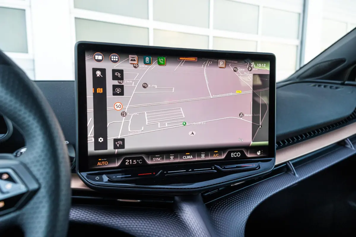 286pk Business 82 kWh | Sportstoelen | Apple Carplay/Android Auto | Adaptive Cruise