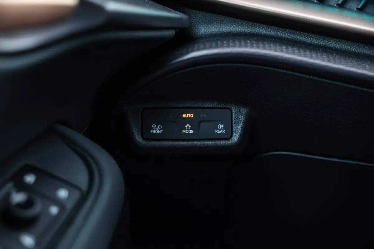 286pk Business 82 kWh | Sportstoelen | Apple Carplay/Android Auto | Adaptive Cruise