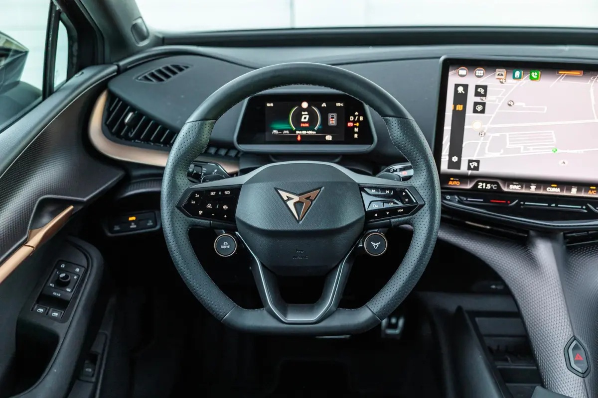 286pk Business 82 kWh | Sportstoelen | Apple Carplay/Android Auto | Adaptive Cruise