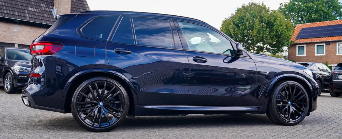 XDrive45e High Executive | Panorama | Harman/Kardon | Driving Assisted | Trekhaak | 22 inch | HuD | Head up Display