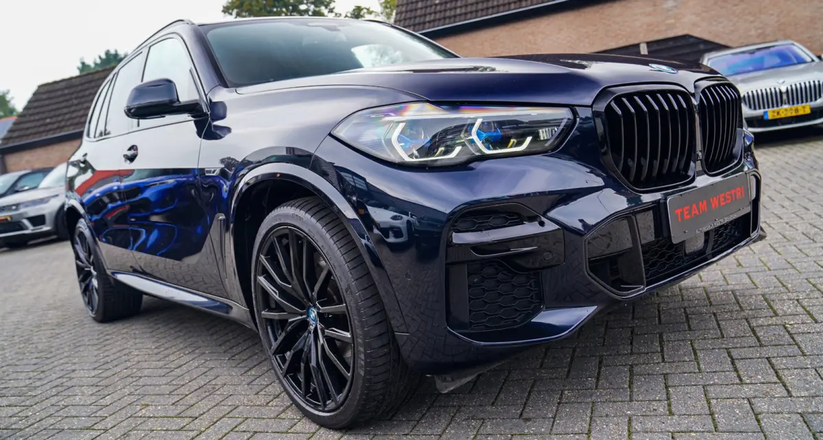 XDrive45e High Executive | Panorama | Harman/Kardon | Driving Assisted | Trekhaak | 22 inch | HuD | Head up Display