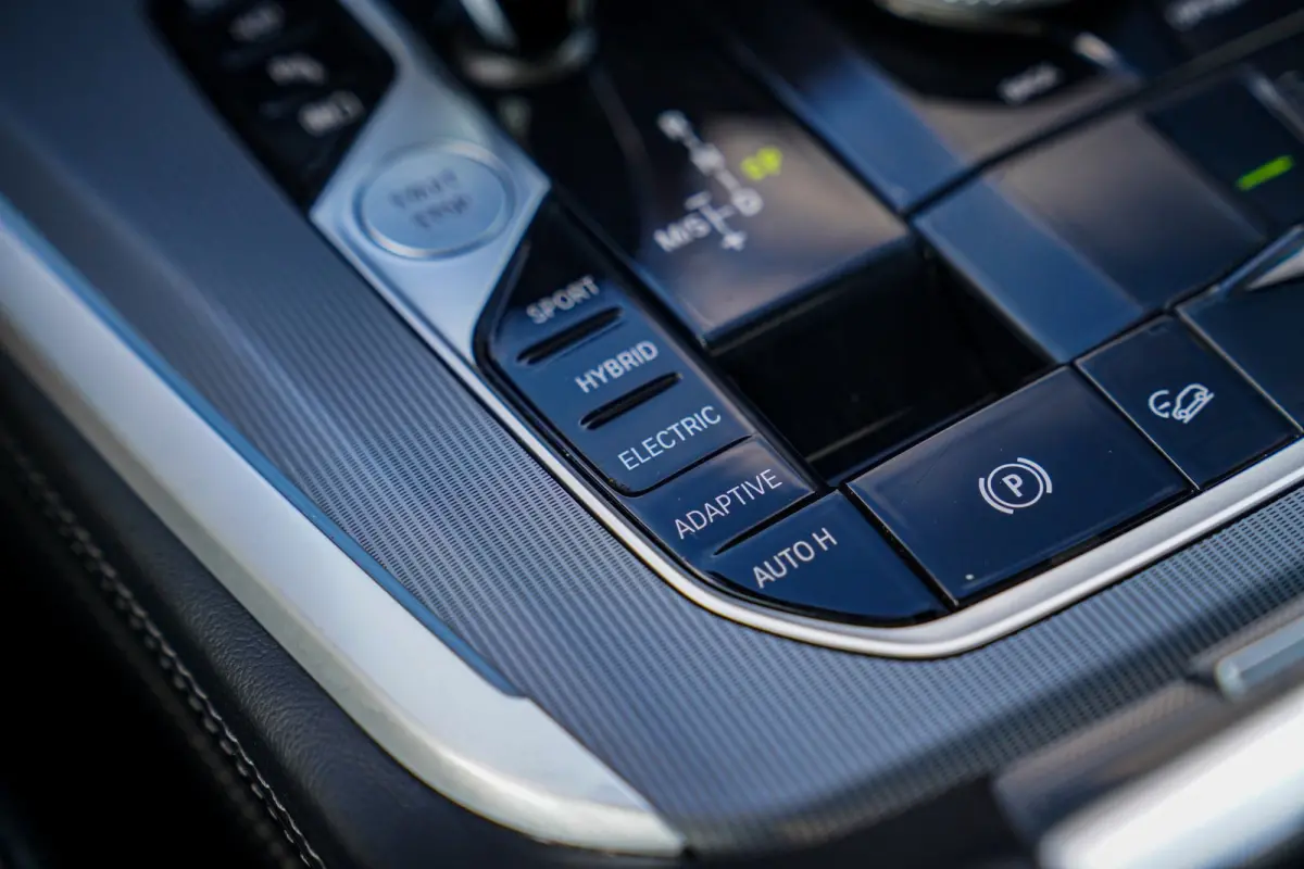 XDrive45e High Executive | Panorama | Harman/Kardon | Driving Assisted | Trekhaak | 22 inch | HuD | Head up Display