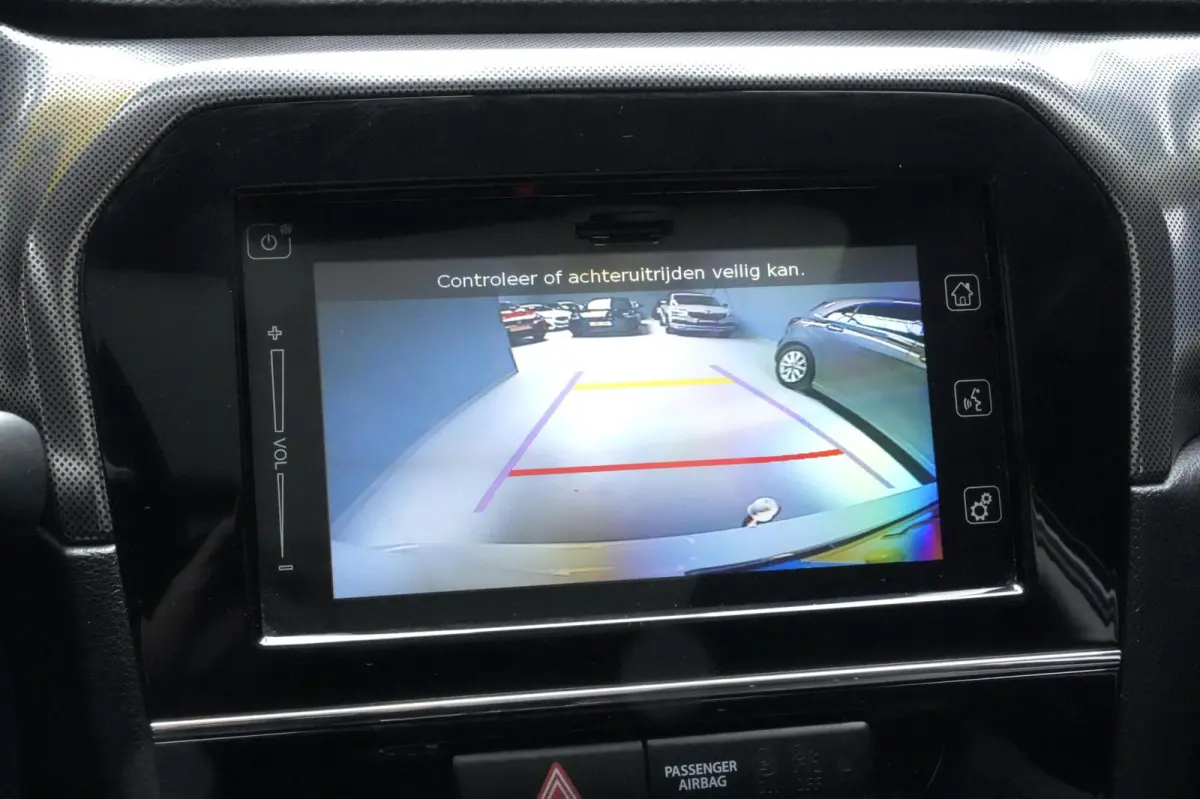 1.4 Boosterjet Style Automaat 140 PK | Pano-dak | CarPlay | Acc | Camera | Stoelverwarming | Keyless |