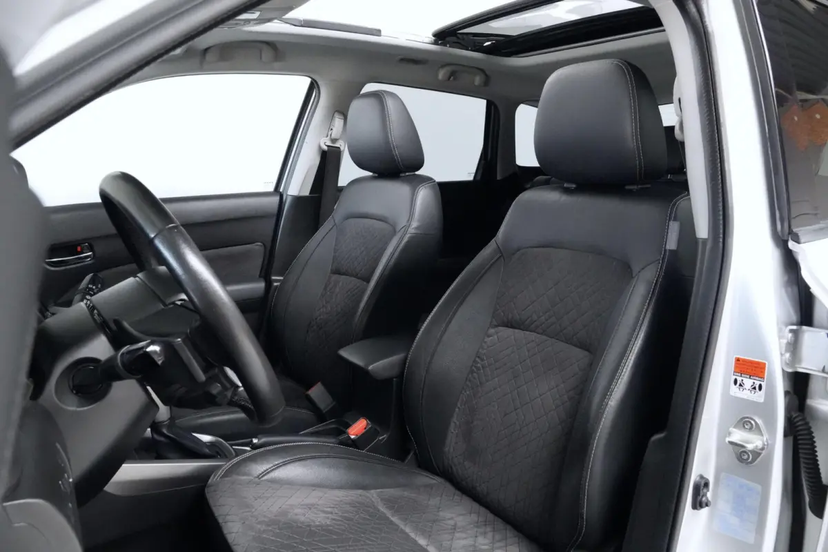 1.4 Boosterjet Style Automaat 140 PK | Pano-dak | CarPlay | Acc | Camera | Stoelverwarming | Keyless |