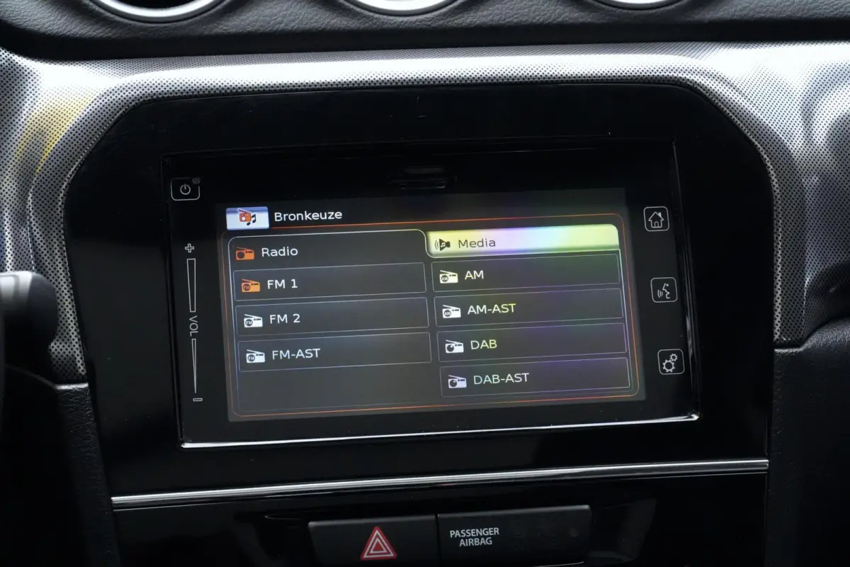 1.4 Boosterjet Style Automaat 140 PK | Pano-dak | CarPlay | Acc | Camera | Stoelverwarming | Keyless |